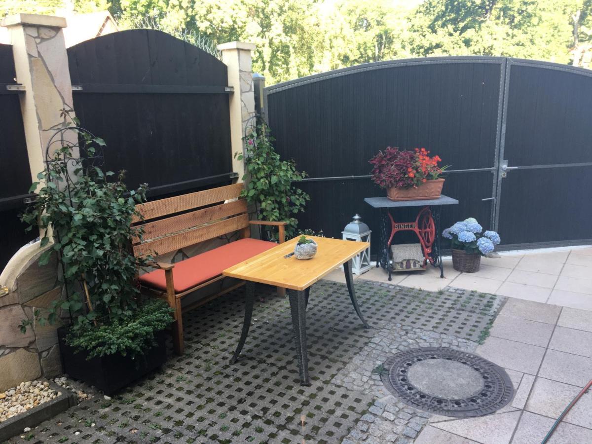Ferienwohnung Am Goethe Park Fuer 2 Bis 3 Personen Jena Zewnętrze zdjęcie